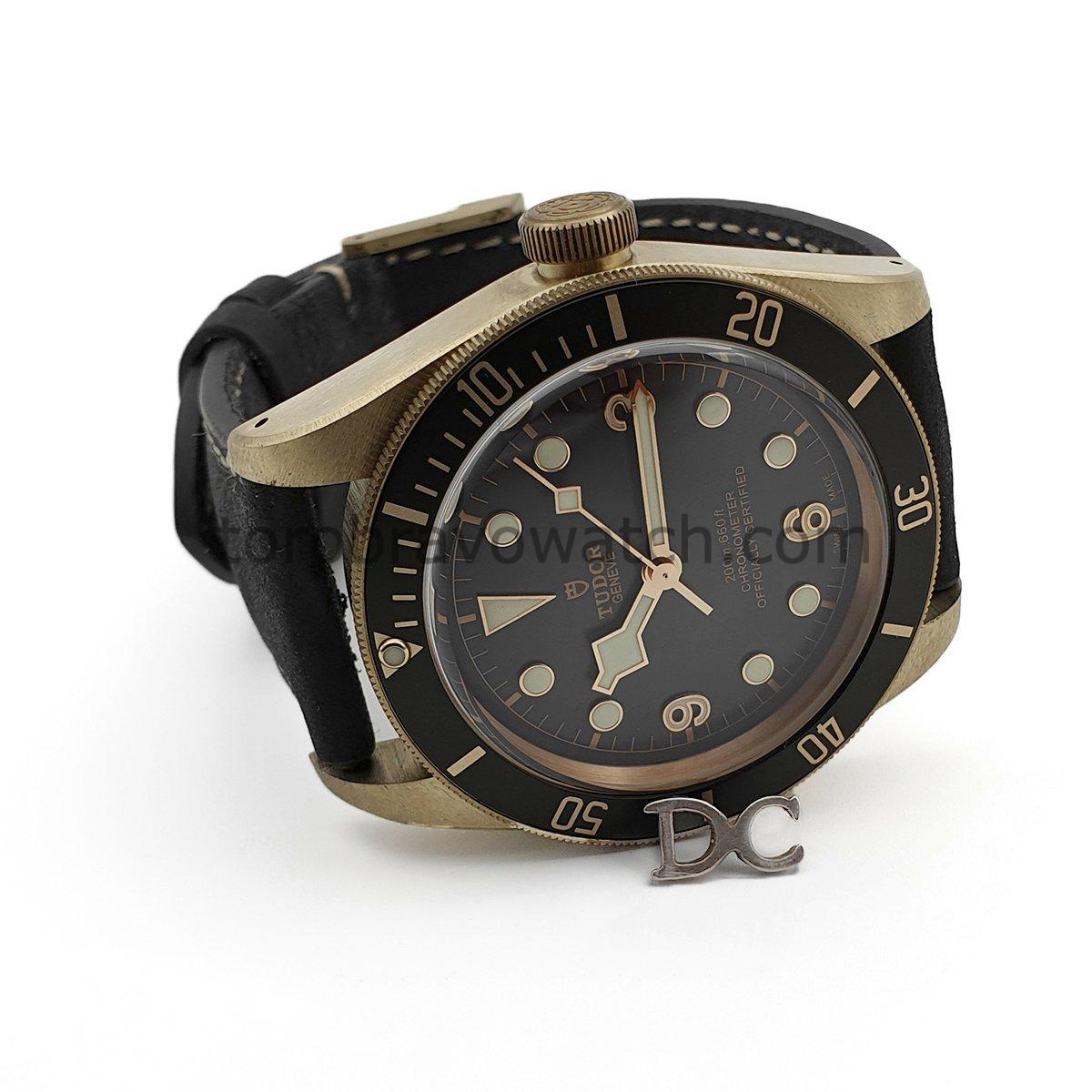 Tudor Black Bay Bronze Ref. 79250BA Gray Dial - Image 3