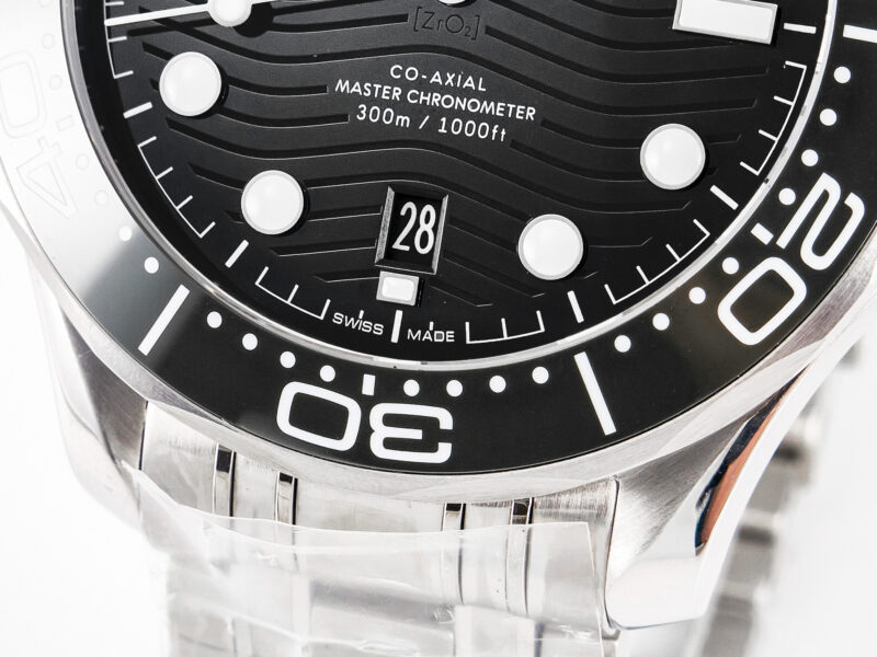 Seamaster Diver 300M VSF 1:1 Best Edition Black Ceramic Black Dial on SS Bracelet A8800 V2 - Image 11