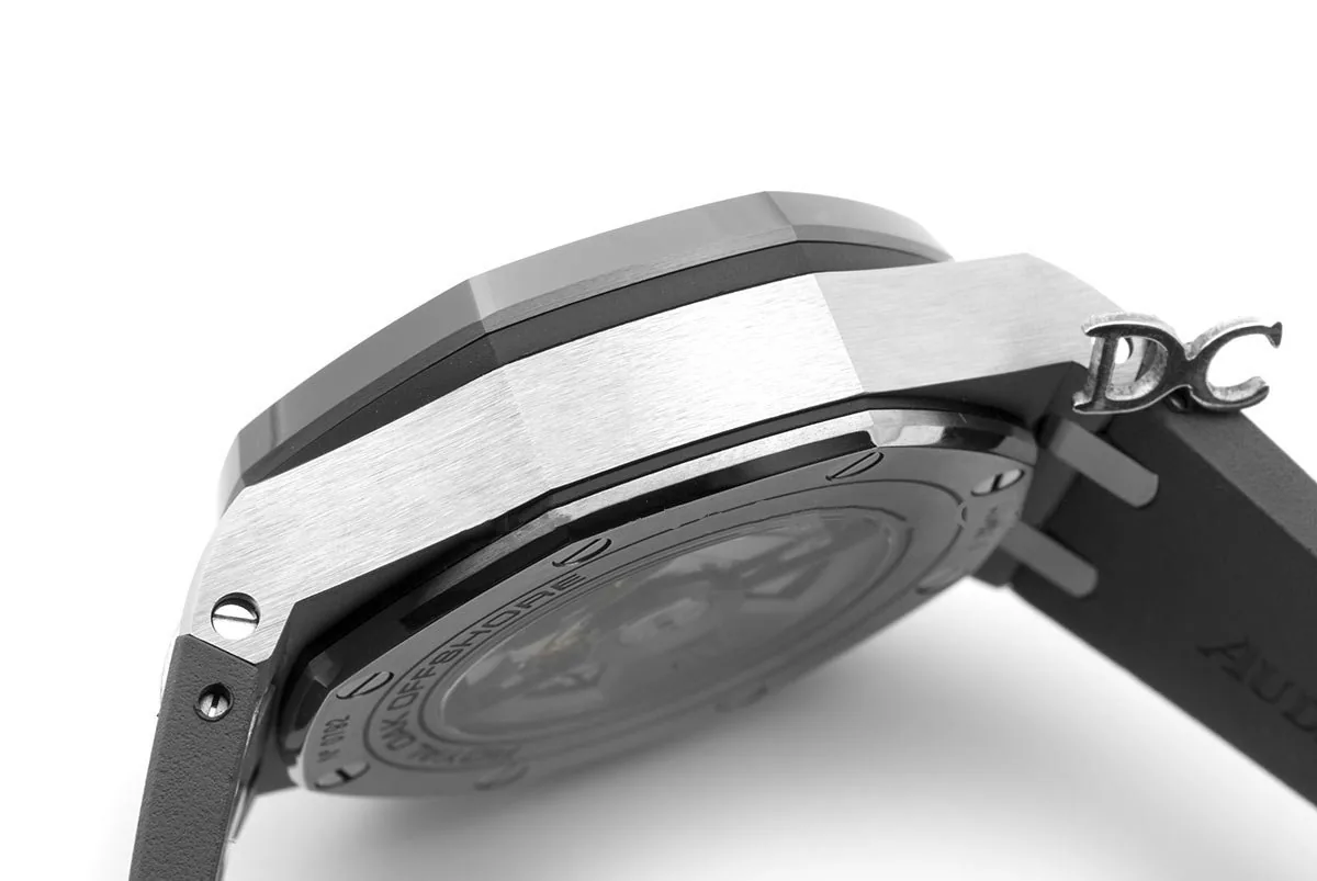 Royal Oak Offshore Novelty 44mm Titan 26400IO SIHH – Bild 3
