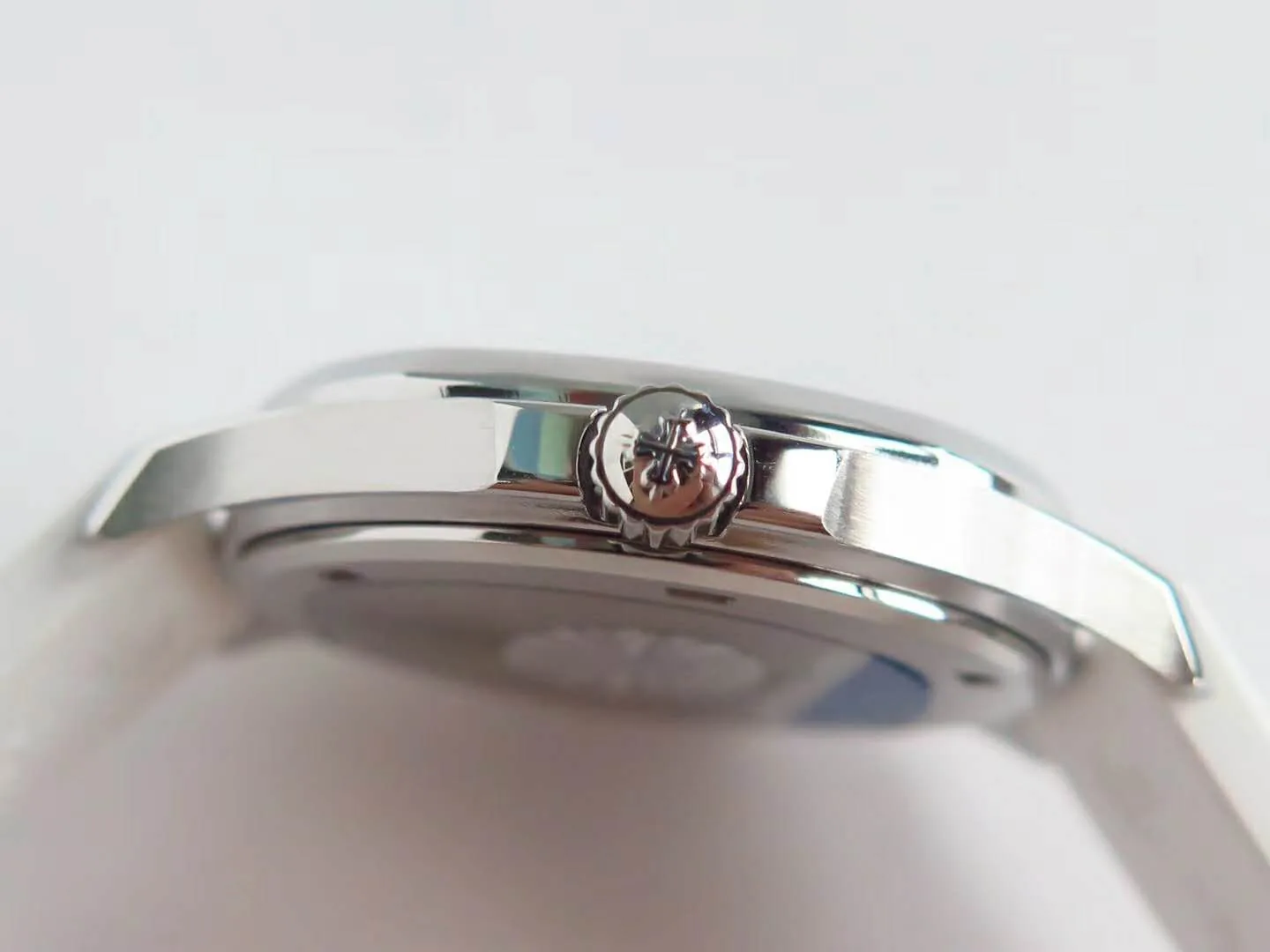 Aquanaut Luce 5067A-011 quadrante bianco in acciaio - immagine 7