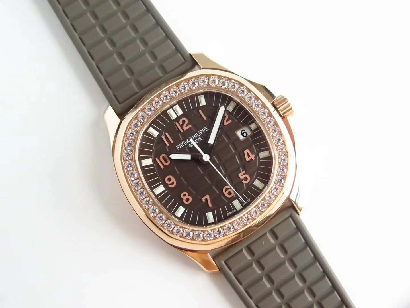 Aquanaut Luce 5068R-001 quadrante marrone in oro rosa - immagine 2