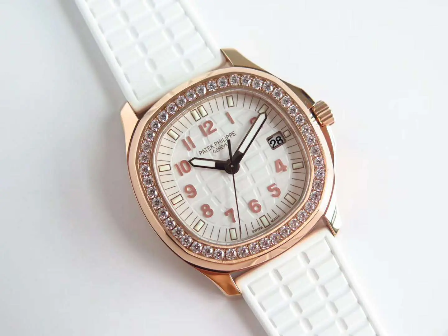 Aquanaut Luce 5068R-010 cadran blanc en or rose – Image 4