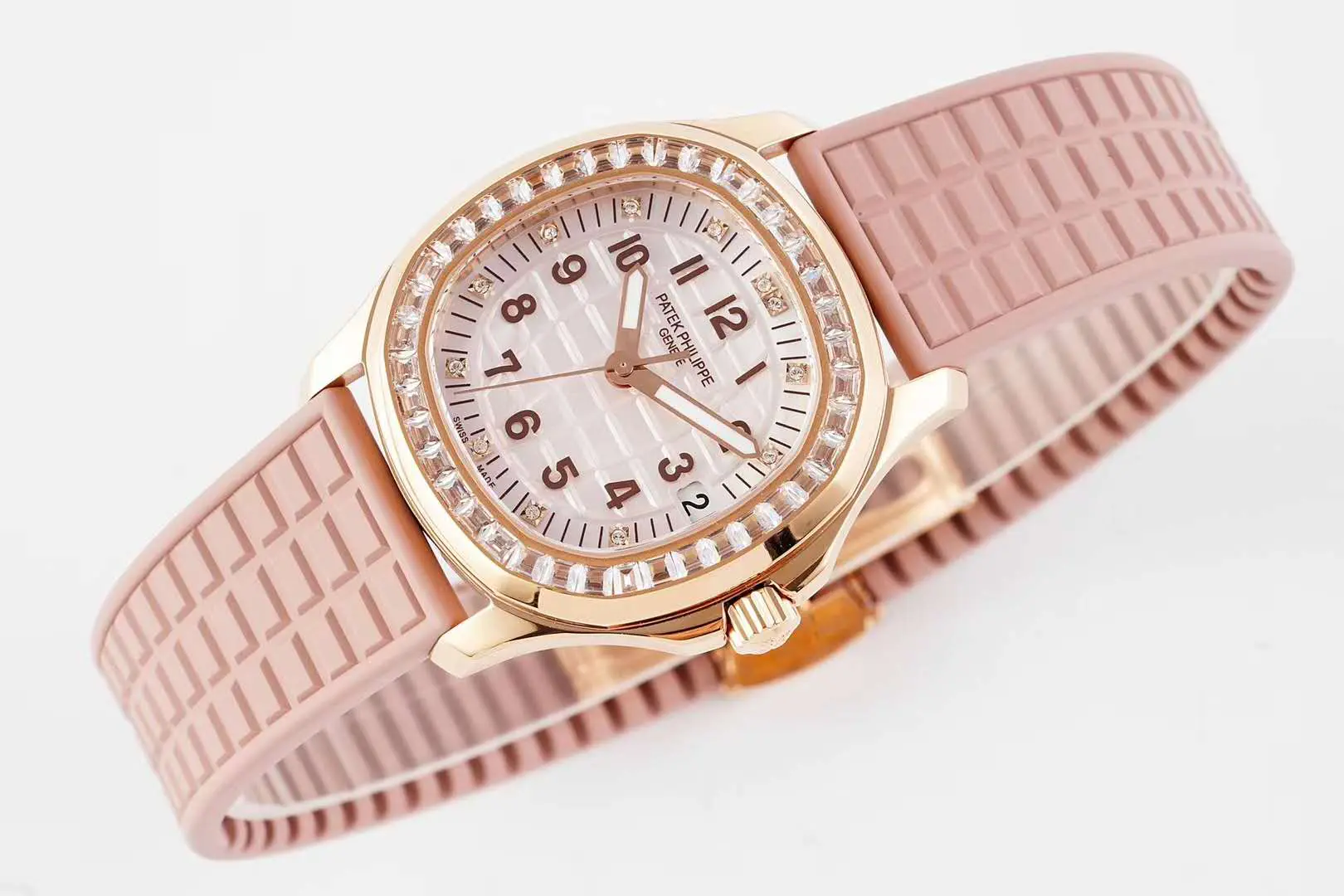 Aquanaut Luce 5072R quadrante MOP in oro rosa - immagine 3