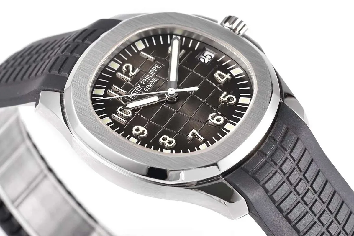 Aquanaut 5165A-001 esfera negra en acero - Imagen 7