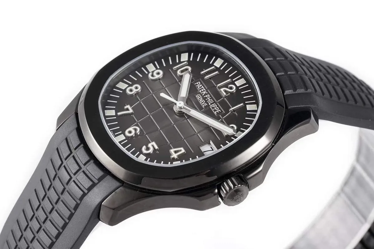Aquanaut 5167A ‘Black Venom Limited Edition’ cadran noir sur bracelet en caoutchouc noir – Image 2