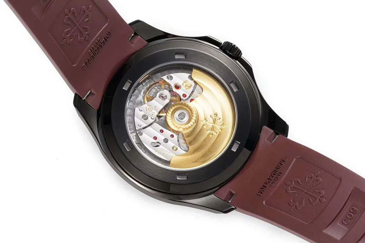 Aquanaut 5167A ‘Black Venom Limited Edition’ quadrante nero su cinturino in gomma marrone - immagine 8