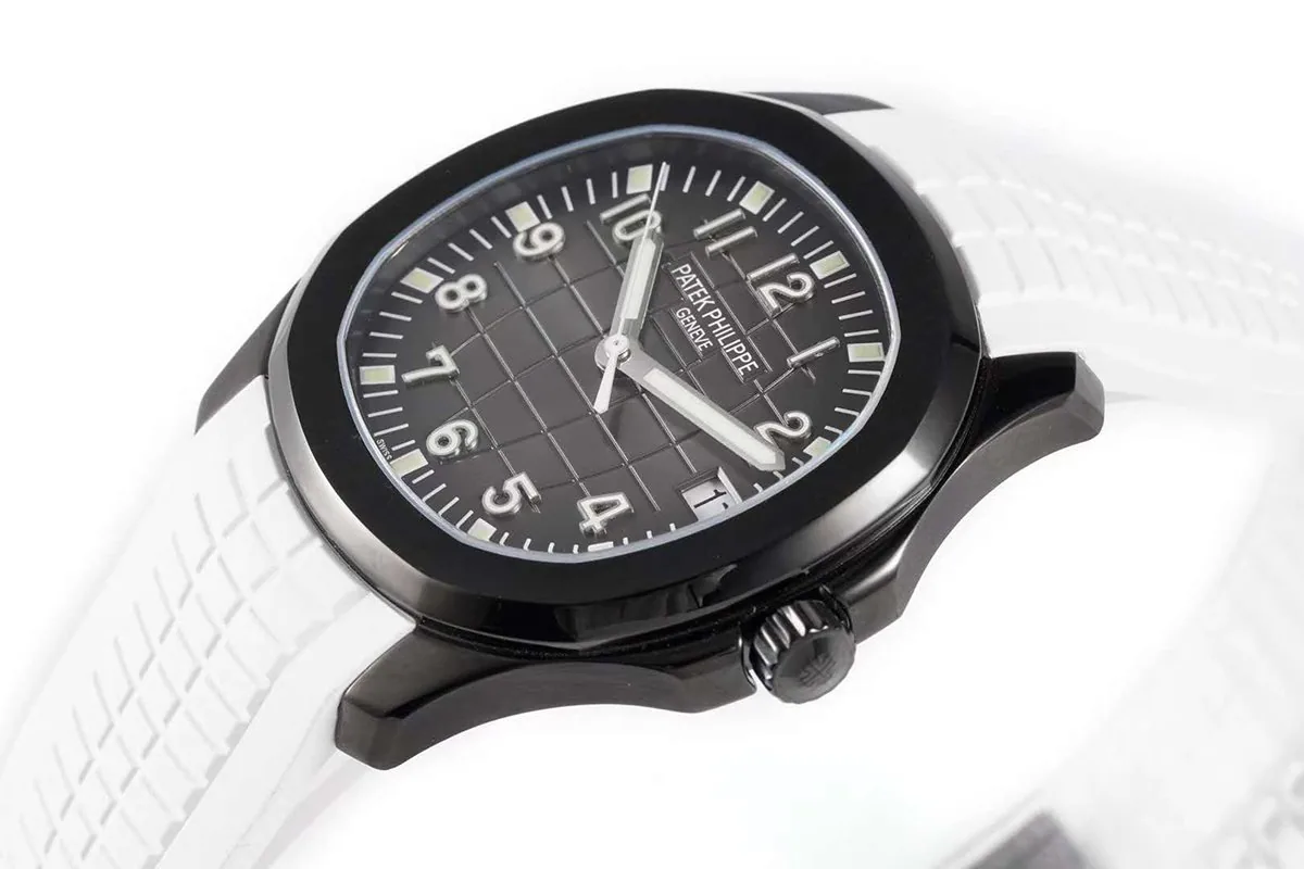 Aquanaut 5167A ‘Black Venom Limited Edition’ esfera negra con correa de caucho blanca - Imagen 3