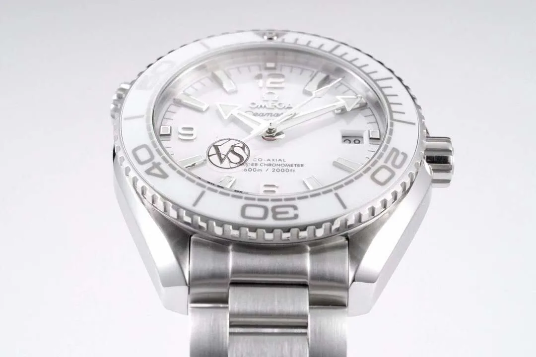 Seamaster Planet Ocean 600M Co-Axial Master Chronometer quadrante bianco 39.5mm su bracciale - immagine 9