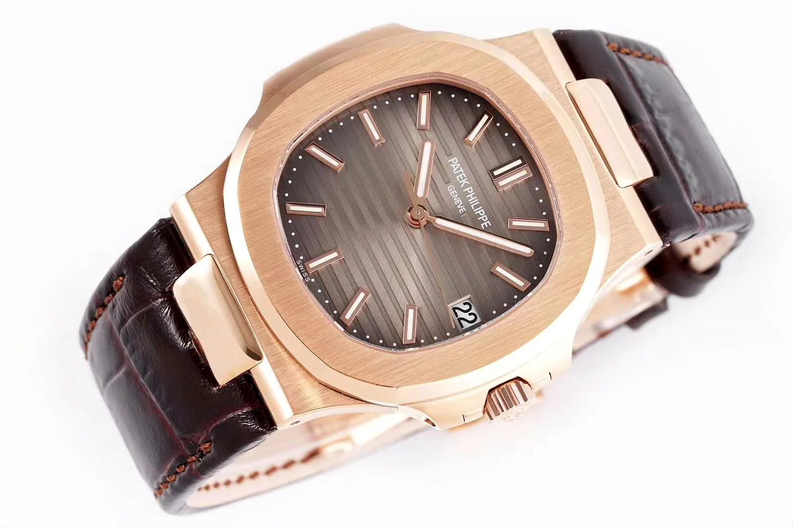 Nautilus Jumbo 5711 braunes Zifferblatt in Roségold mit braunem Lederarmband – Bild 2