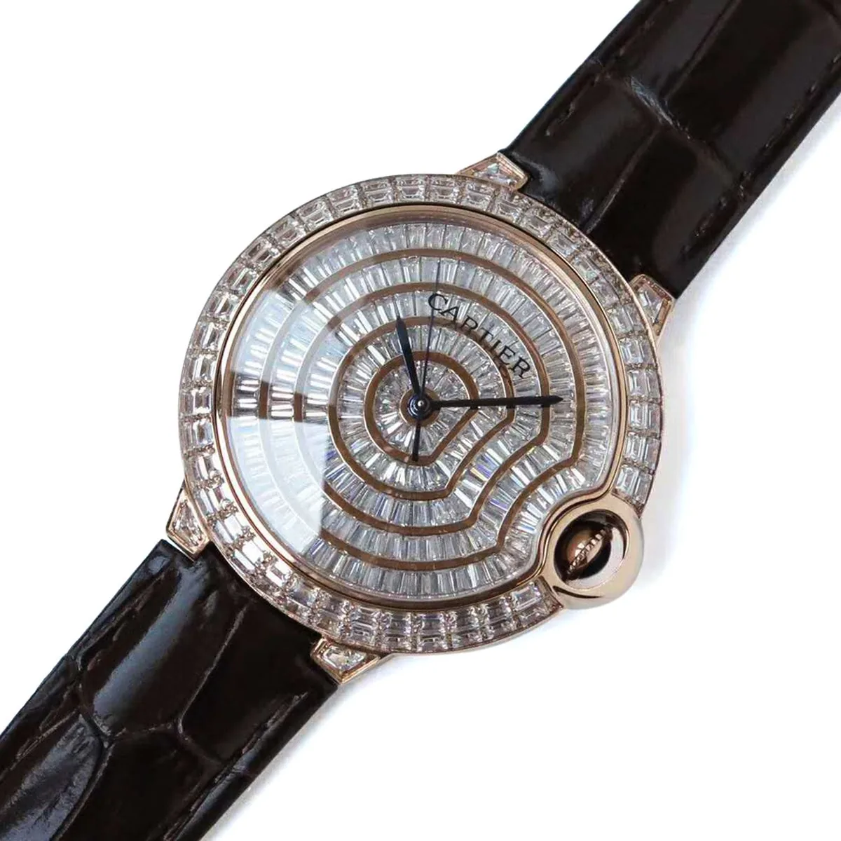 Ballon Bleu de Cartier 42mm cadran pavé de diamants en or rose – Image 2