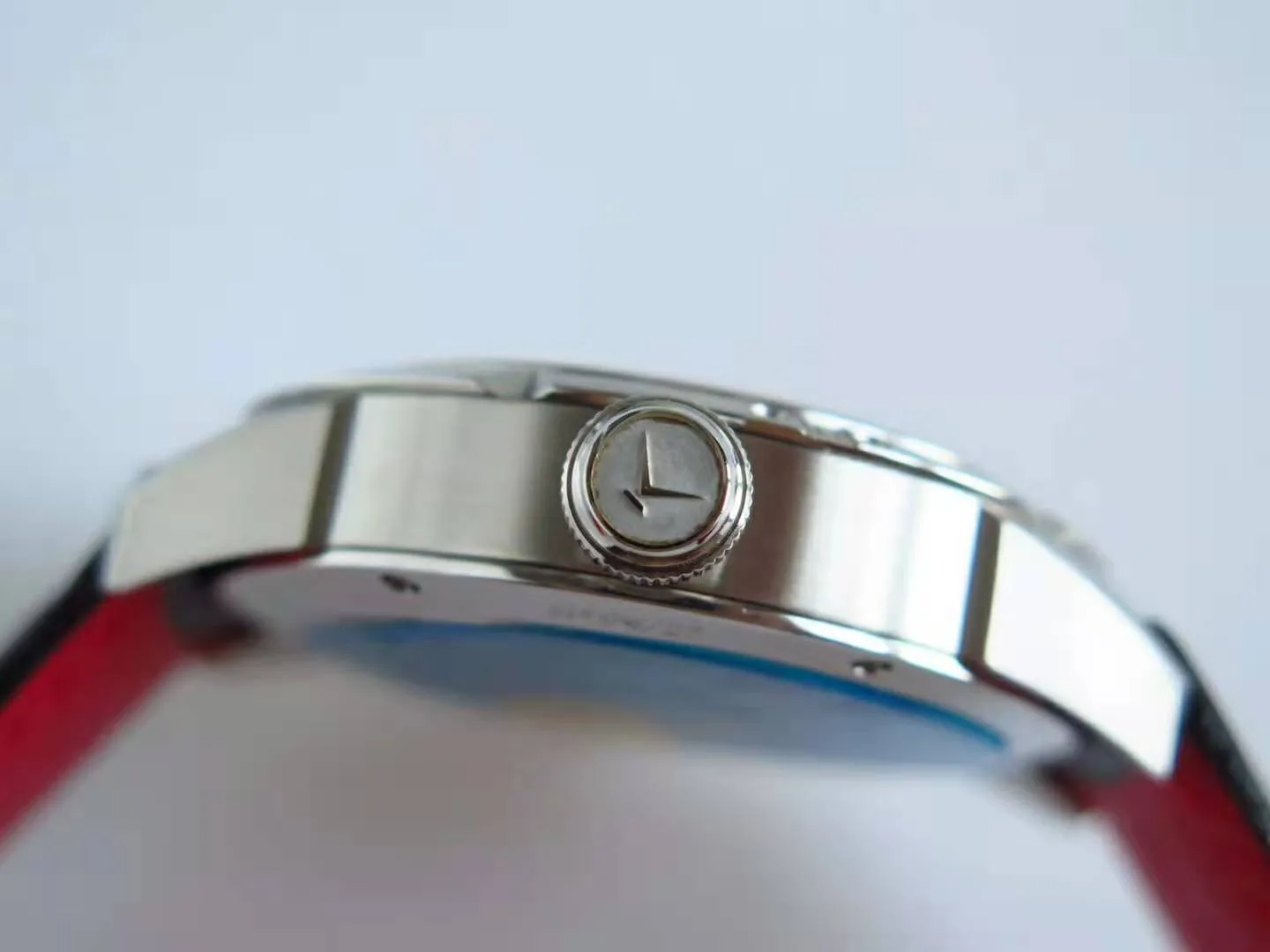 Wristmons Joker mit Krawatte – Bild 8