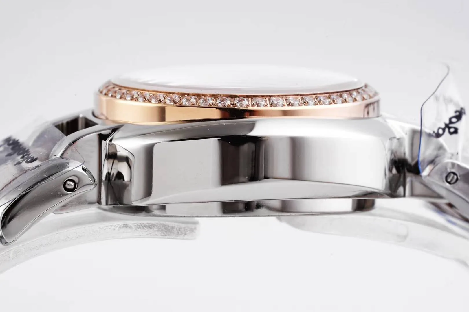 Primaluna esfera MOP blanca con índices de diamantes y bisel de diamantes en oro rosa - Imagen 8