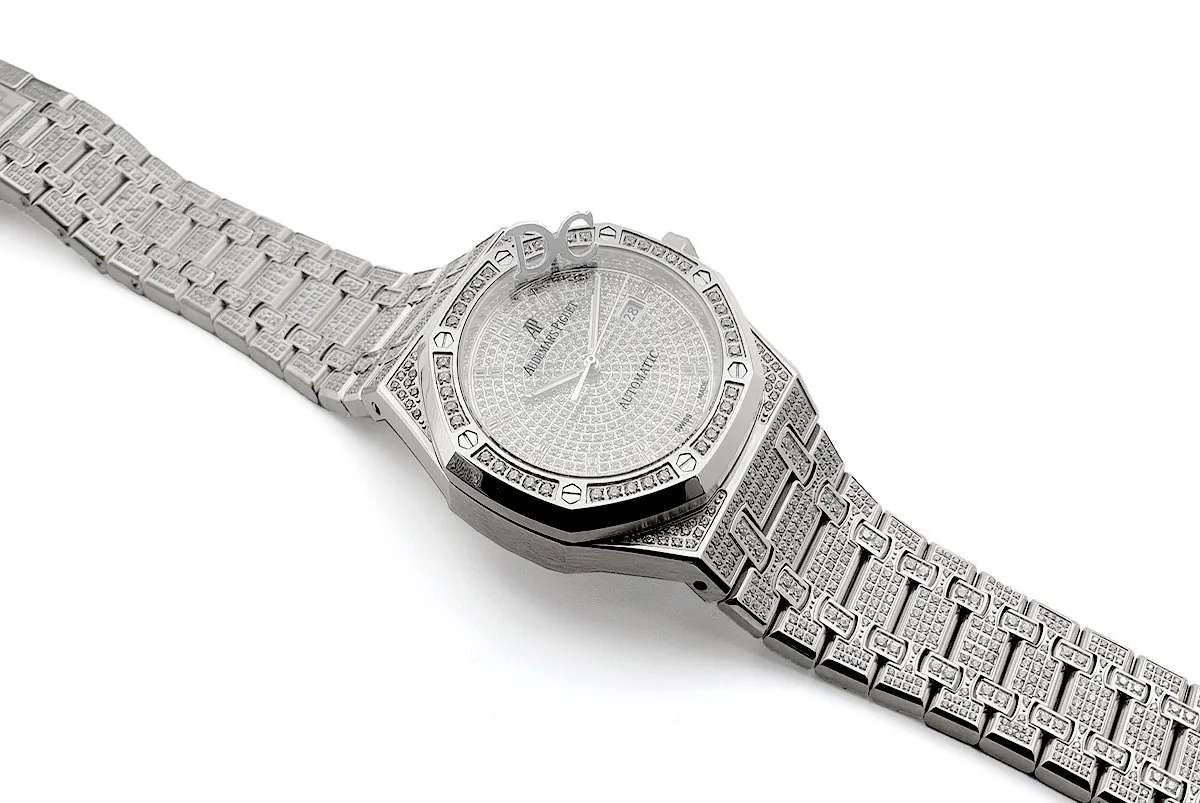 Royal Oak 41mm 15402 entièrement pavée de diamants en or blanc sur bracelet – Image 2