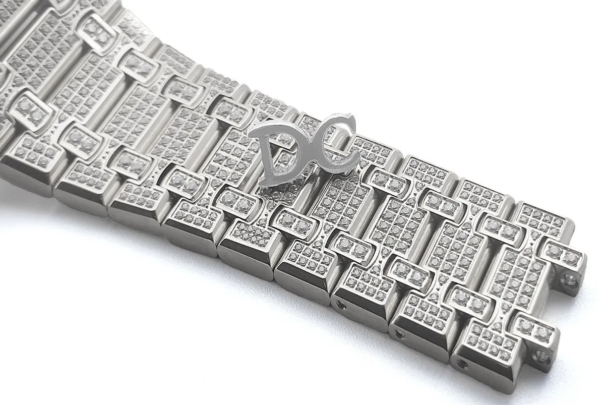 Royal Oak 41mm 15402 entièrement pavée de diamants en or blanc sur bracelet – Image 6