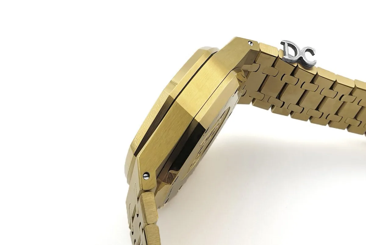 Royal Oak Self-Winding Chronograph esfera azul en oro amarillo - Imagen 10