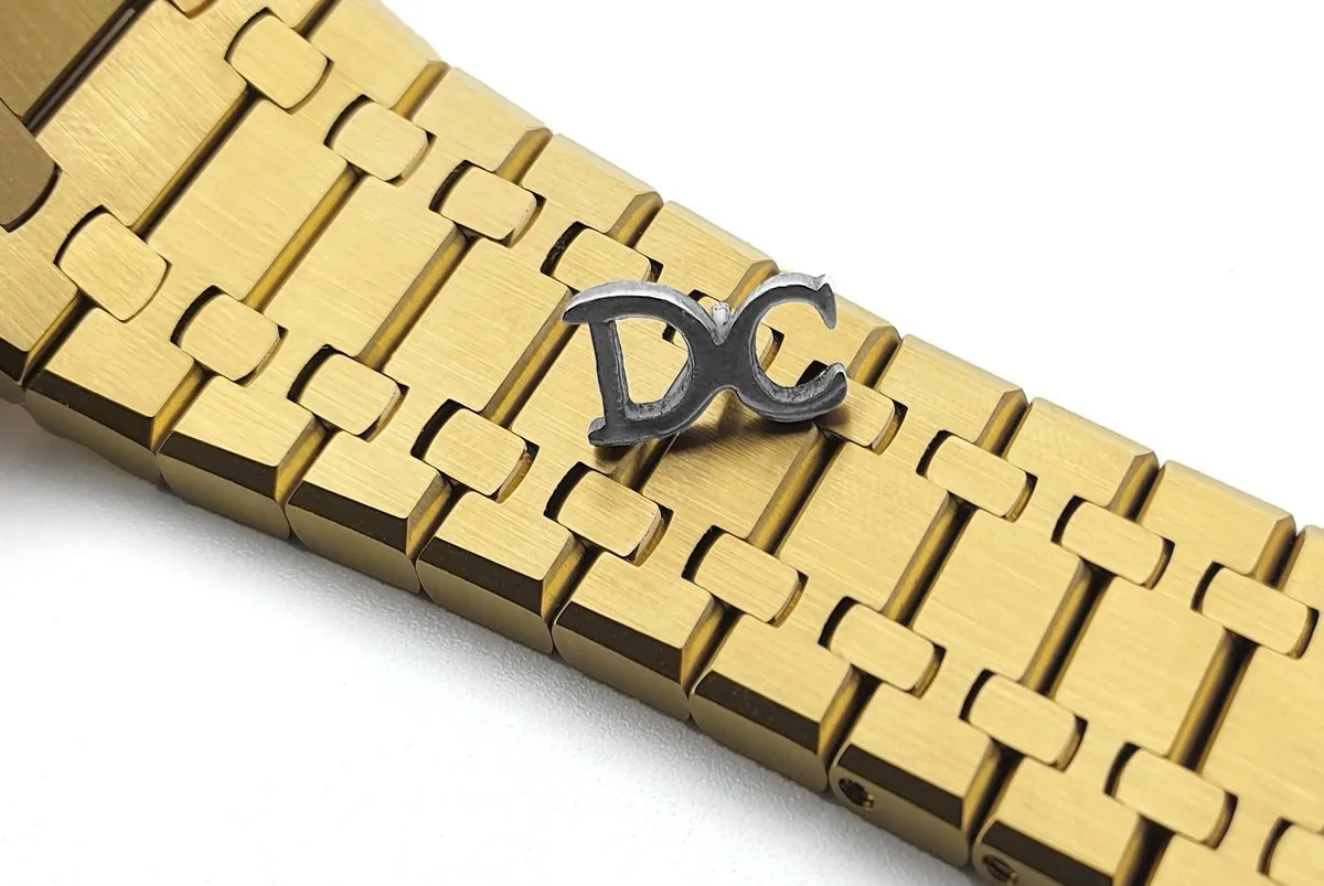 Royal Oak Self-Winding Chronograph esfera azul en oro amarillo - Imagen 7