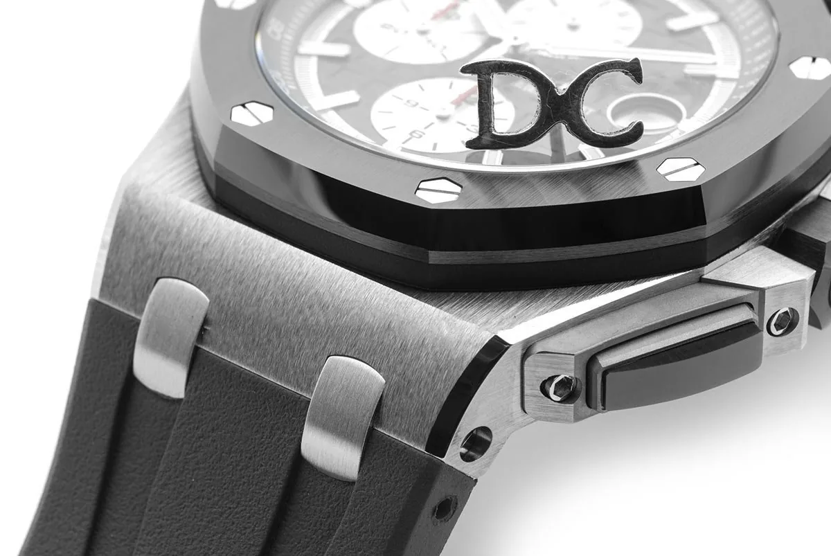 Royal Oak Offshore Novelty 44mm Titan 26400IO SIHH – Bild 5