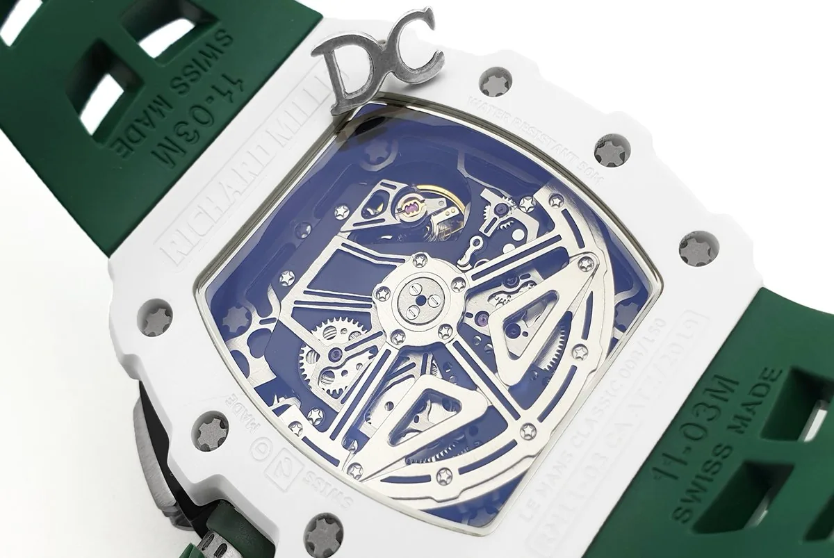 RM 011-02 Le Mans Classic Chronograph in Grün am grünen Kautschukarmband – Bild 5
