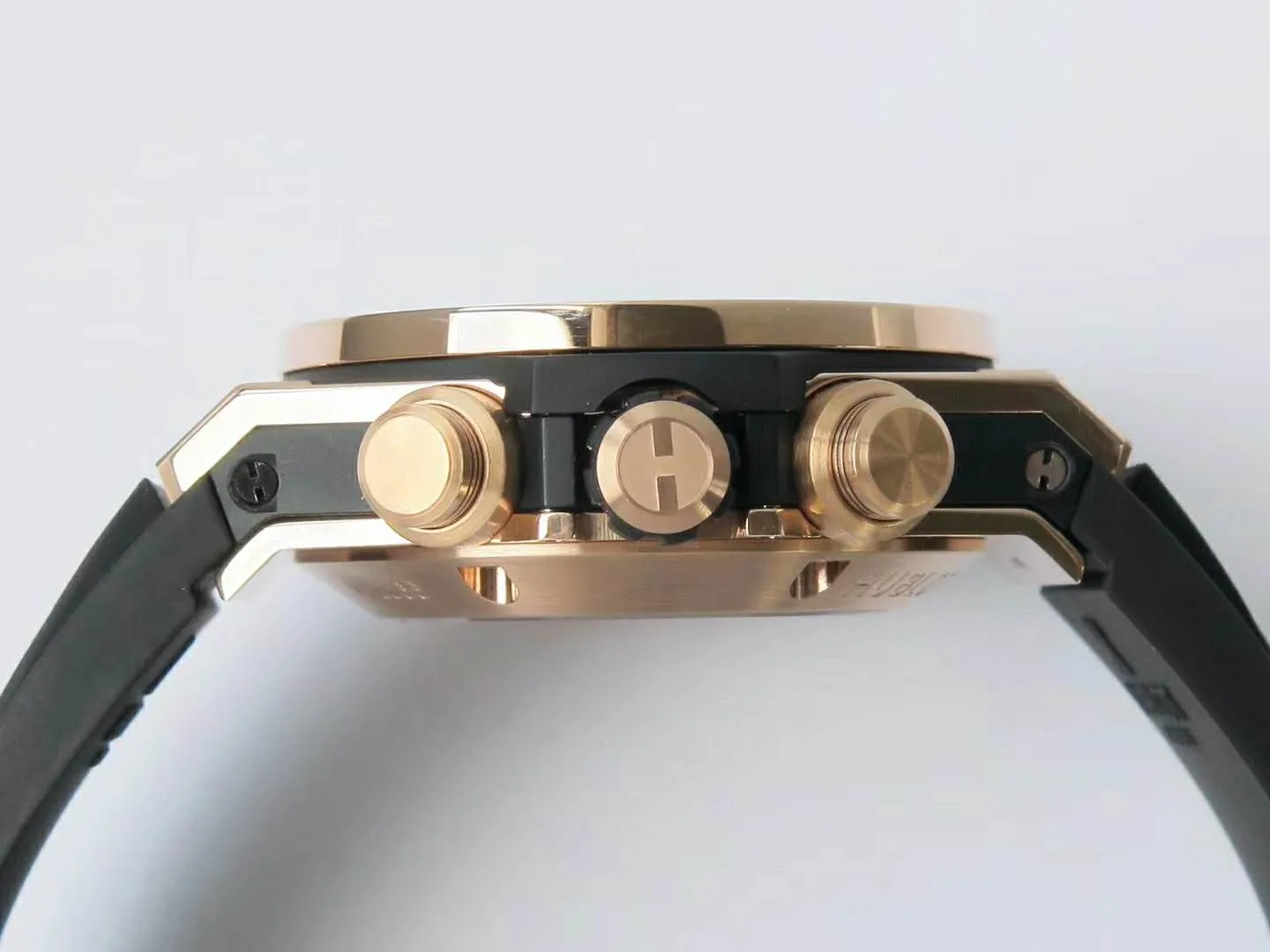 Big Bang Unico King Gold – Image 8