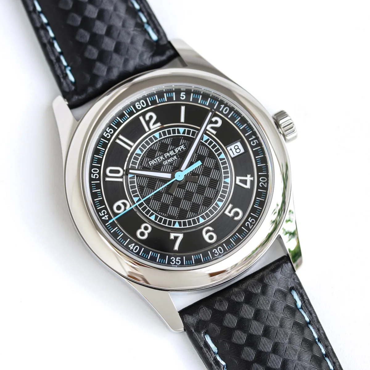 Calatrava 6007G-001 himmelblau-schwarzes Zifferblatt in Weißgold – Bild 2