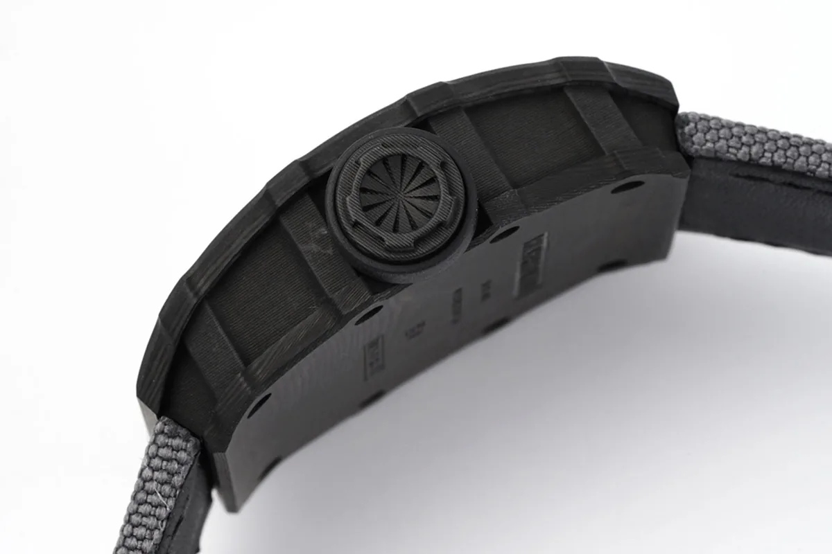 RM 035-01 Rafael Nadal carbone NTPT sur bracelet en nylon gris (Sonic) – Image 5
