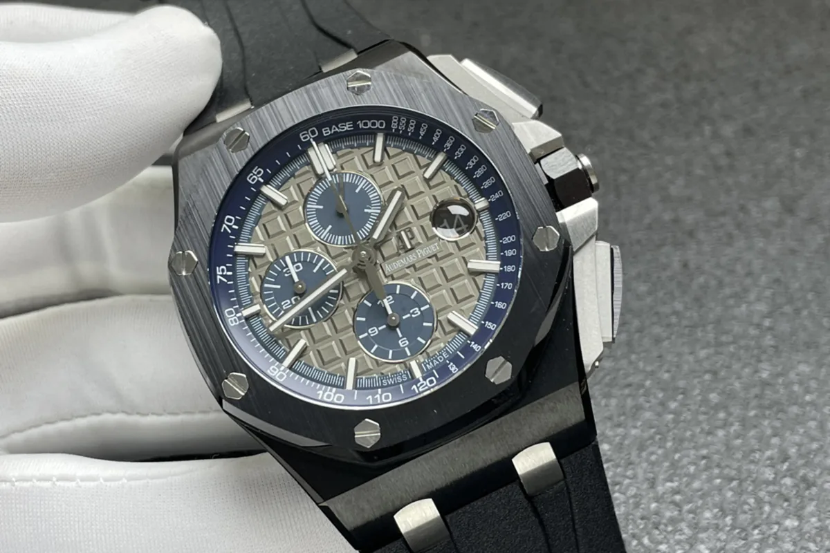 Royal Oak Offshore Novelty 43mm quadrante grigio Ref. 26405CG - immagine 4