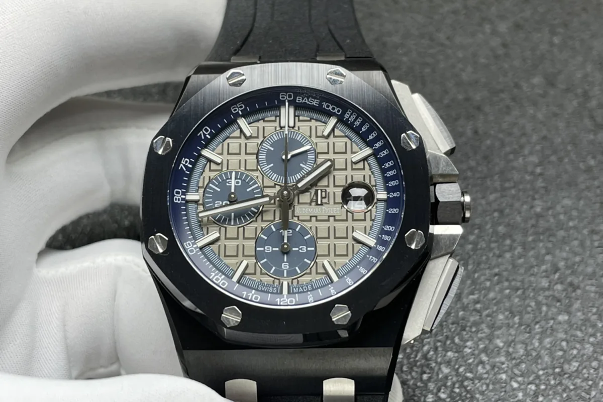 Royal Oak Offshore Novelty 43mm quadrante grigio Ref. 26405CG - immagine 3