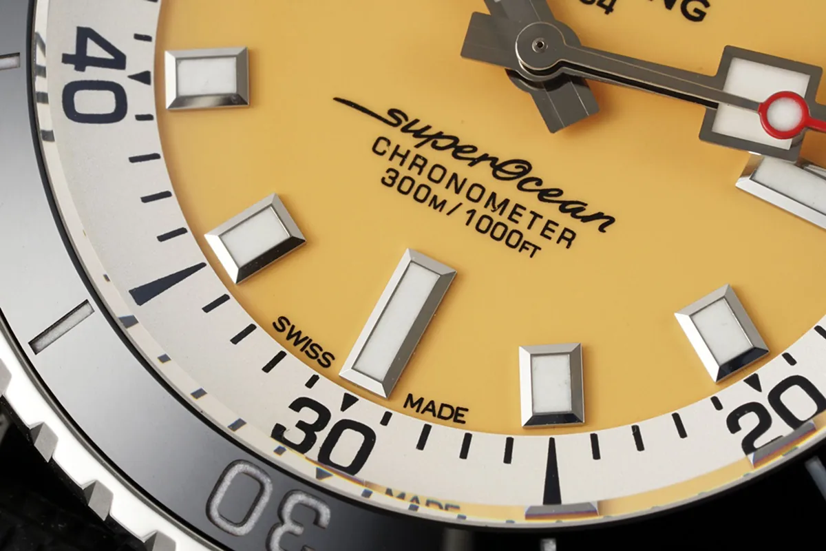 Superocean Automatic 44 cadran jaune Réf: A17375211I1S1 – Image 6