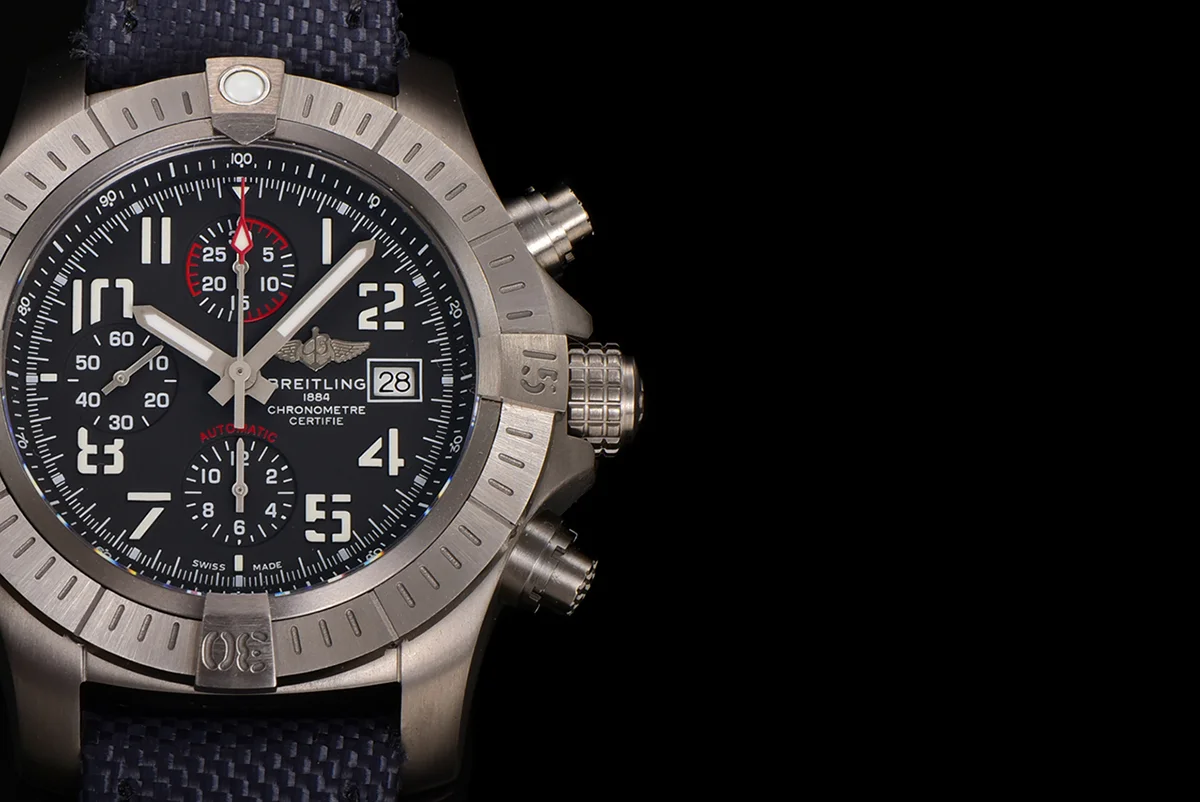 Avenger Bandit Black Dial in Titanium