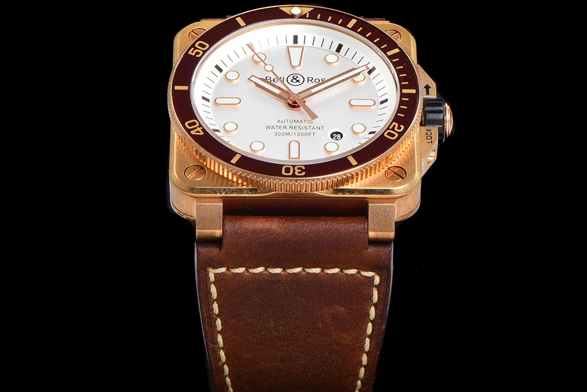 BR 03-92 Diver White Bronze