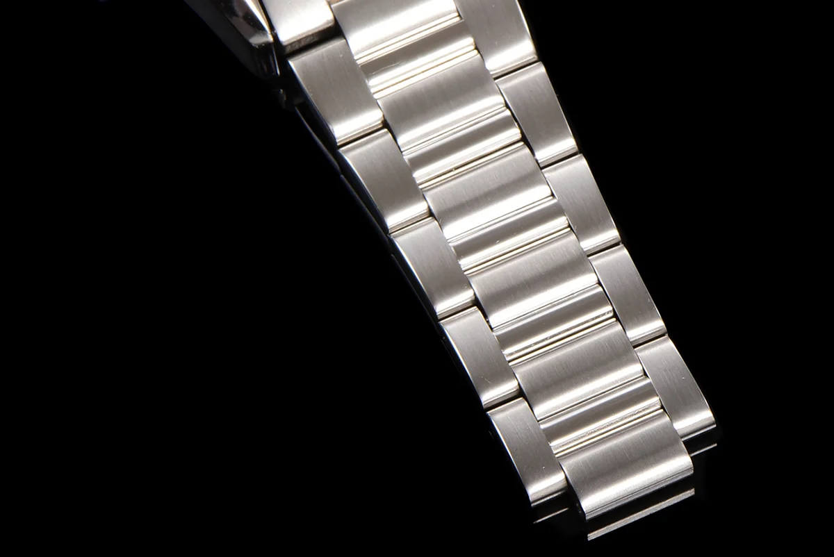 Carrera Chronograph 43 White Dial