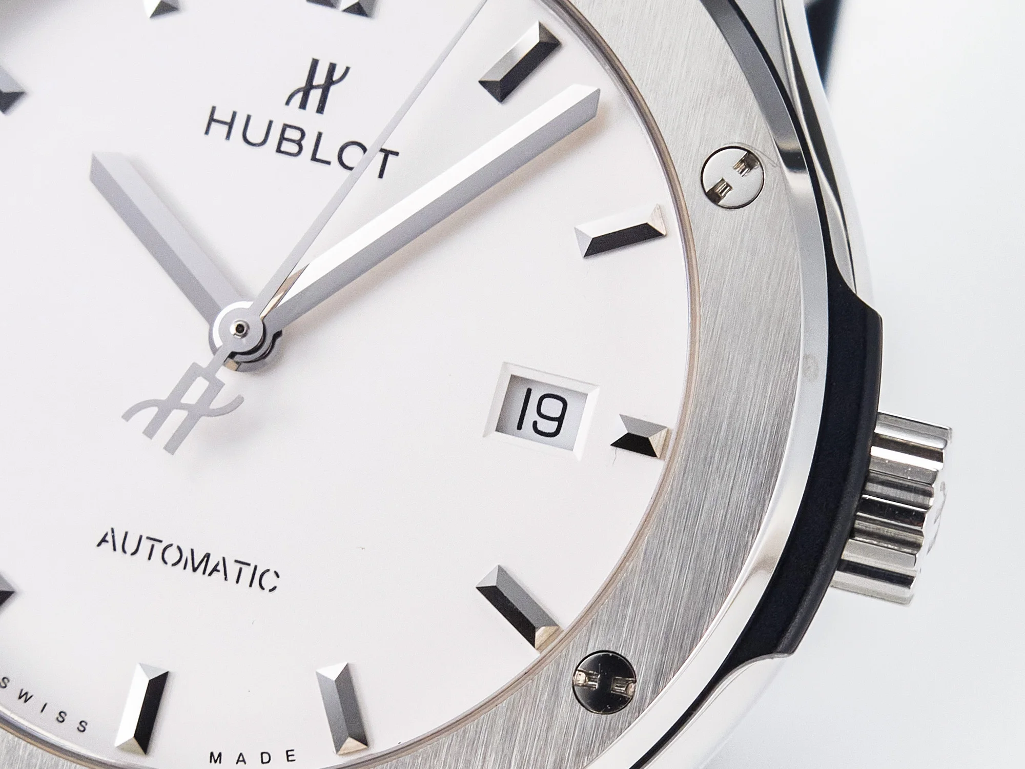 Classic Fusion 42mm SS JJF 1:1 Best Edition White Dial on Black Gummy Leather Strap