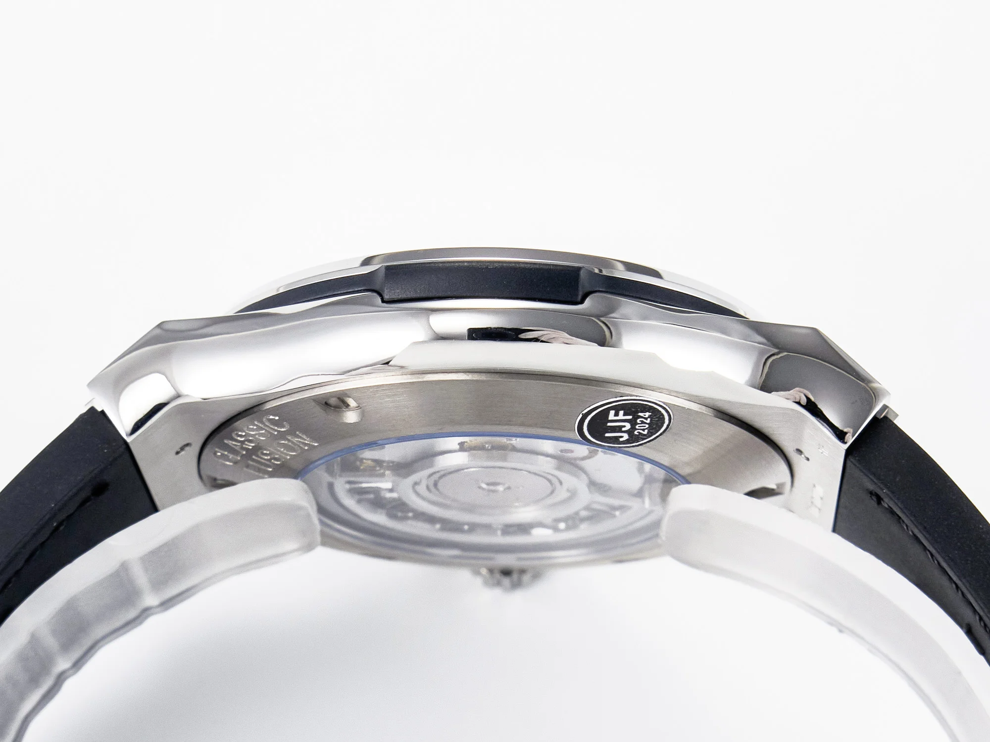 Classic Fusion 42mm SS JJF 1:1 Best Edition White Dial on Black Gummy Leather Strap