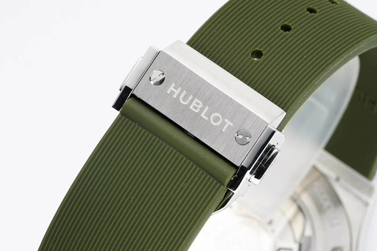 Classic Fusion Automatic 42mm Green Dial on Rubber Strap