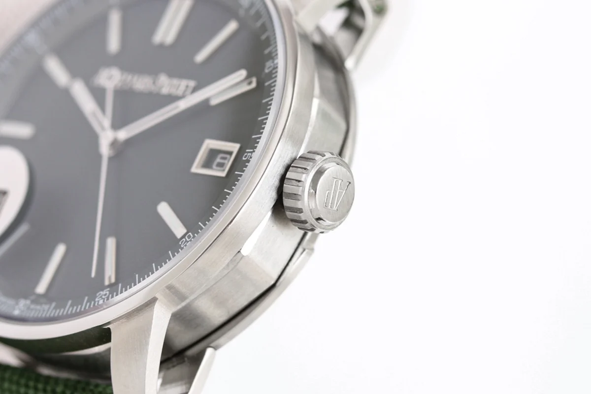 CODE 11.59 Ref.15210 Green Dial