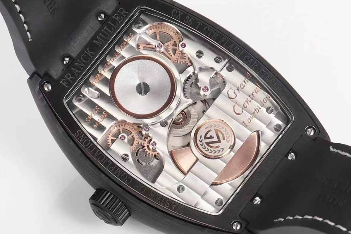 Curvex Grand Central Tourbillon in Black Carbon
