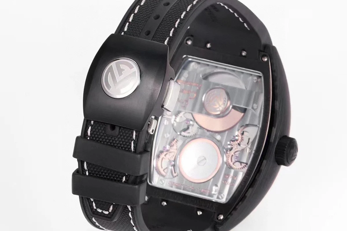 Curvex Grand Central Tourbillon in Black Carbon