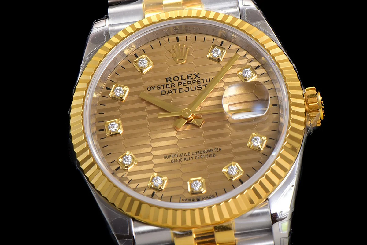 Datejust 36 126233 Golden Motif Dial with Diamond Marker in Steel/Yellow Gold in Jubilee