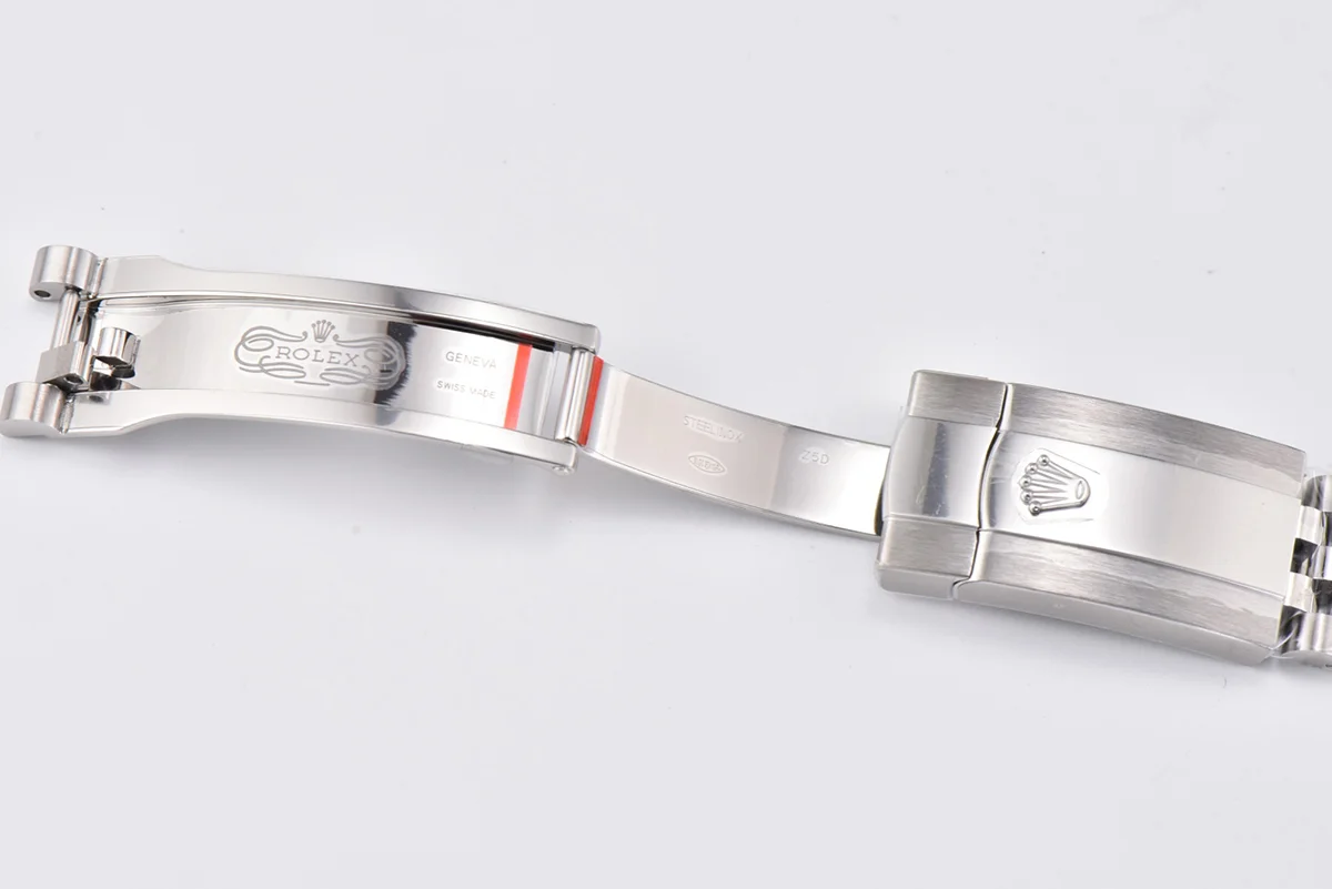 Datejust 41 126334 Grey Dial Stick Markers on Jubilee Bracelet
