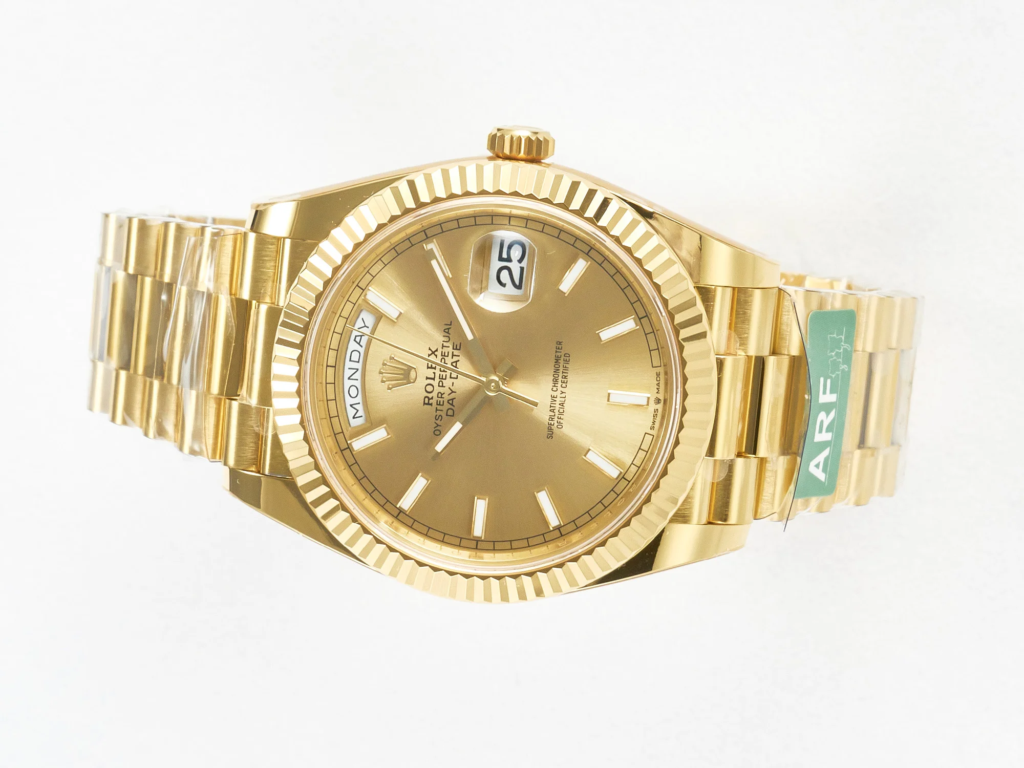 Day Date 40 228238 ARF 904L Steel Gold Stick Dial on President Bracelet VR3255