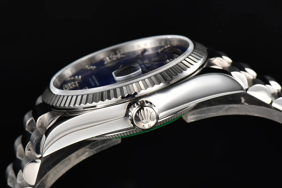 Daydate 36 128236 Lapis Lazuli Diamond Roman Dial in Platinum