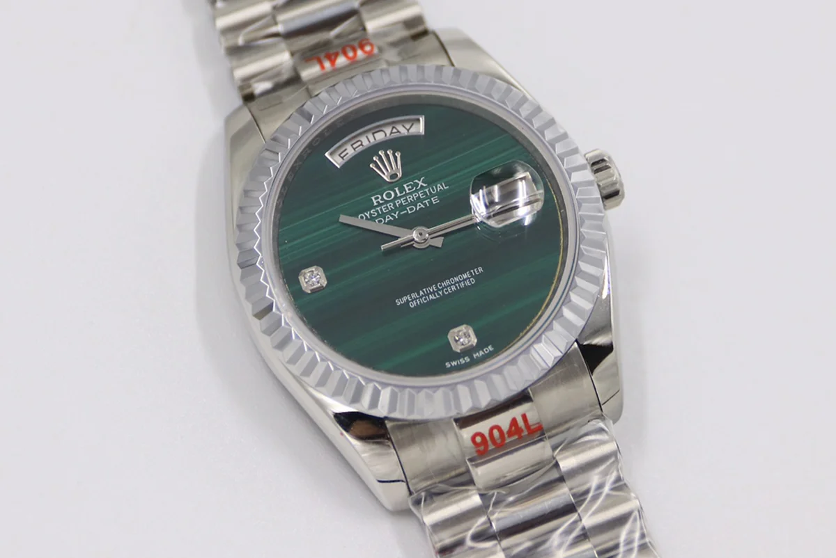 Daydate 36 128236 Malachite Diamond Marker Dial in Platinum