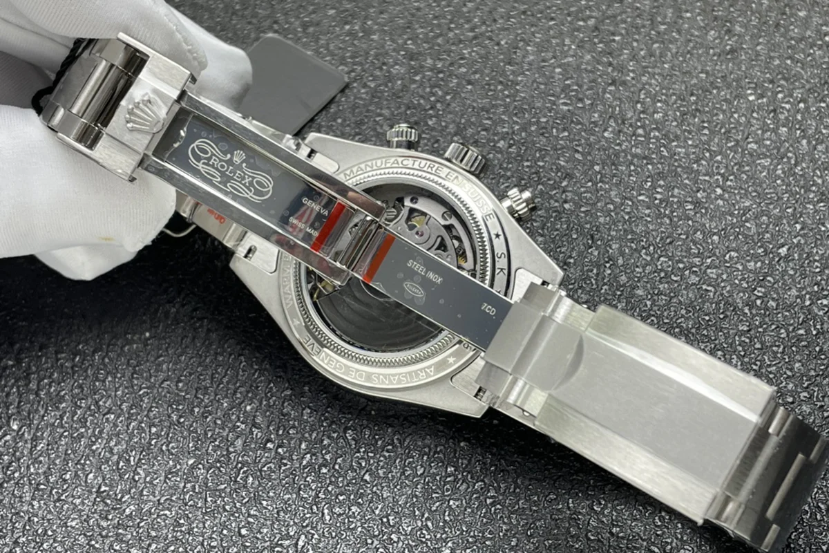 Daytona 116500 Warm Burgundy Artisans de Genève Purple Dial in Steel