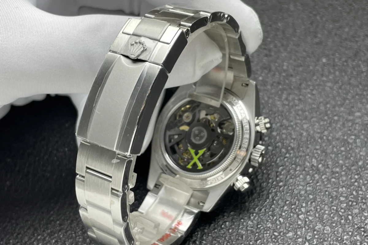 Daytona 116508 Neon Artisans de Genève Unveils White Dial in Steel