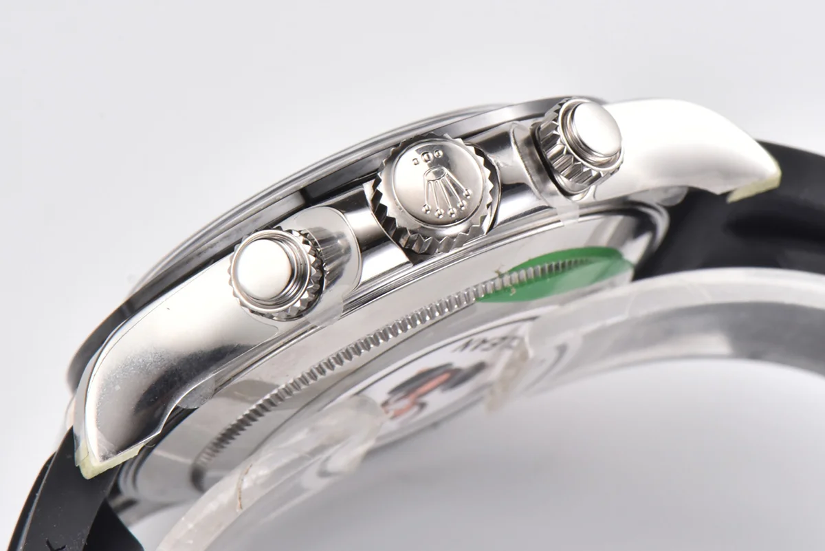 Daytona 116519 White Dial in White Gold on Rubber Strap