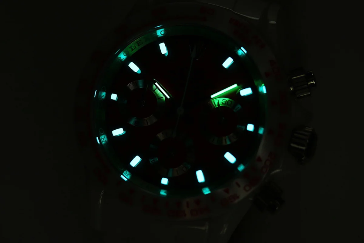 Daytona AET Red Dial
