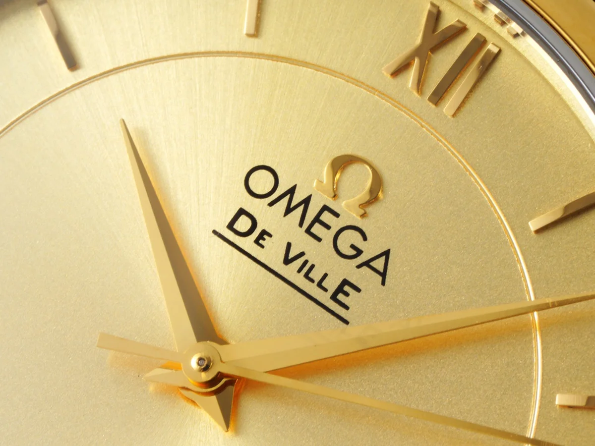 De Ville Co-Axial Chronometer 36.8mm Champagne Dial in Steel/Yellow Gold on Bracelet