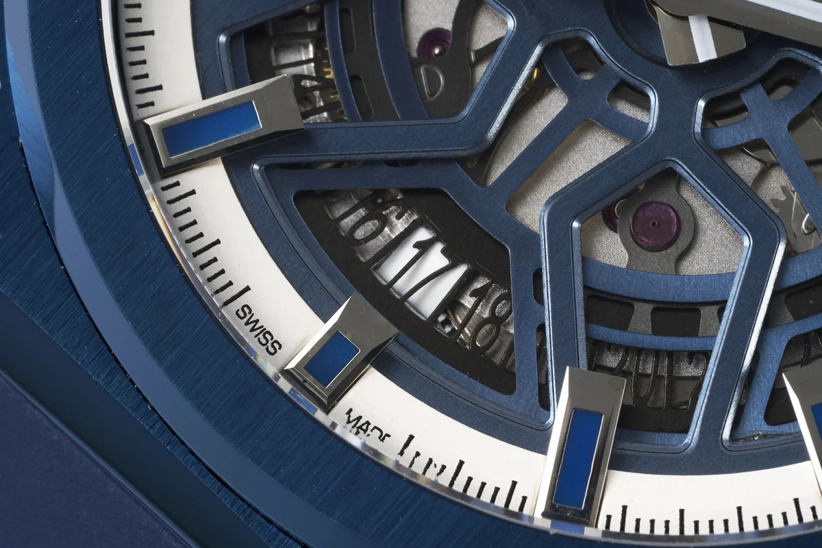 Defy Classic Blue/white in Blue PVD