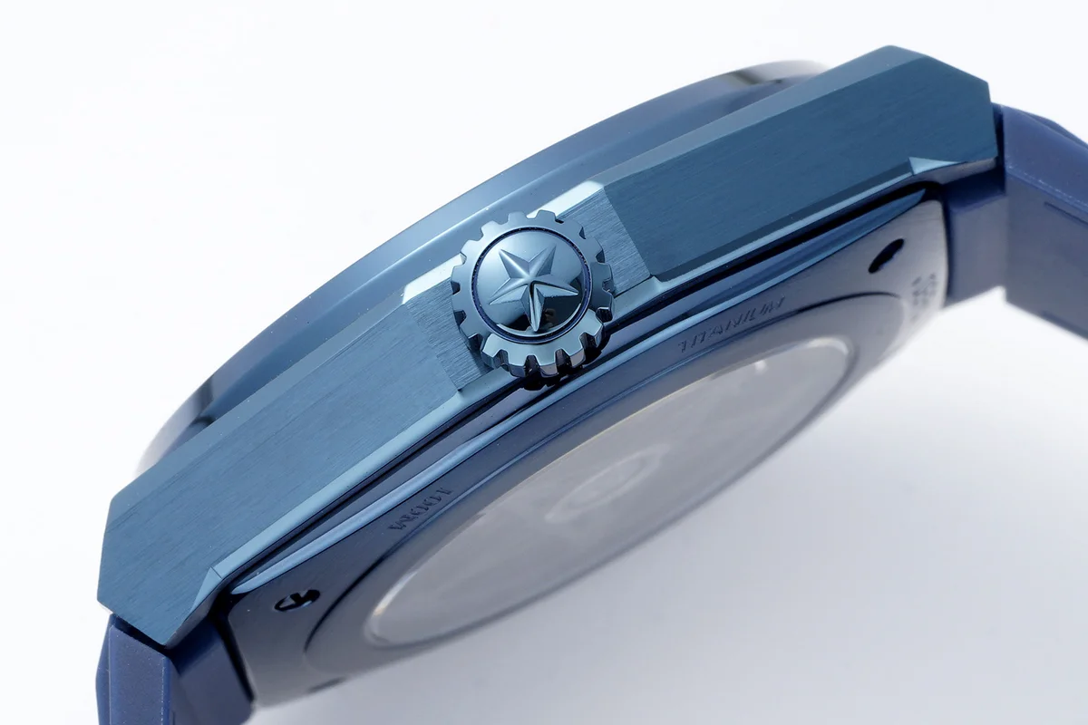 Defy Classic Blue/white in Blue PVD