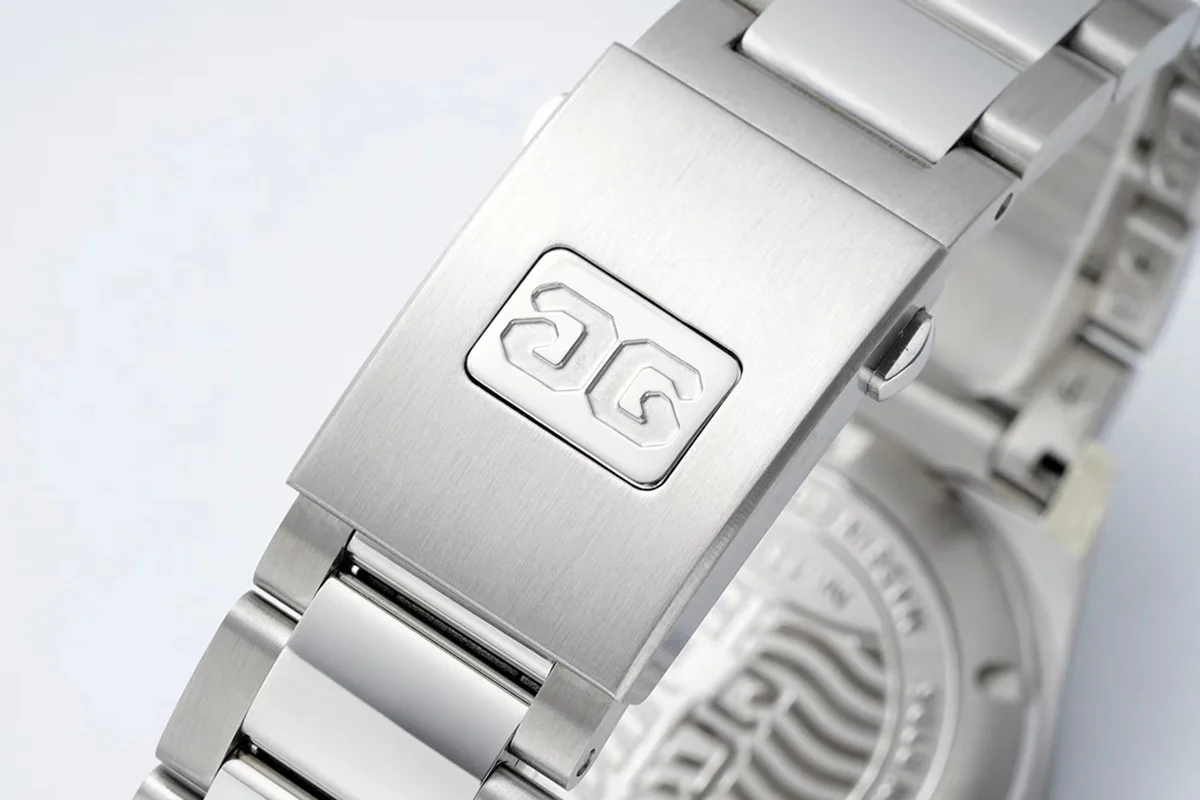 Glashütte Original SeaQ 1-39-11-09-81-70